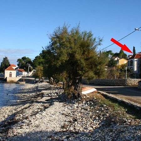 Apartments And Rooms By The Sea Sutivan, Brac - 2943 المظهر الخارجي الصورة