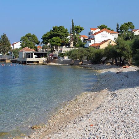Apartments And Rooms By The Sea Sutivan, Brac - 2943 المظهر الخارجي الصورة