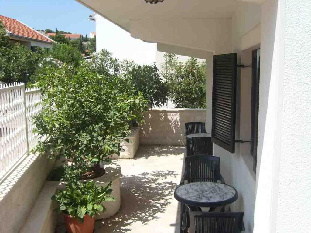 Apartments And Rooms By The Sea Sutivan, Brac - 2943 المظهر الخارجي الصورة