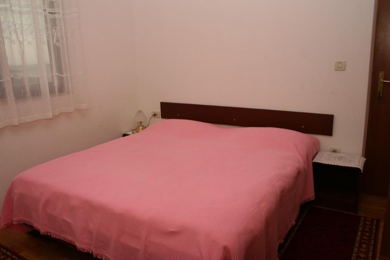 Apartments And Rooms By The Sea Sutivan, Brac - 2943 المظهر الخارجي الصورة